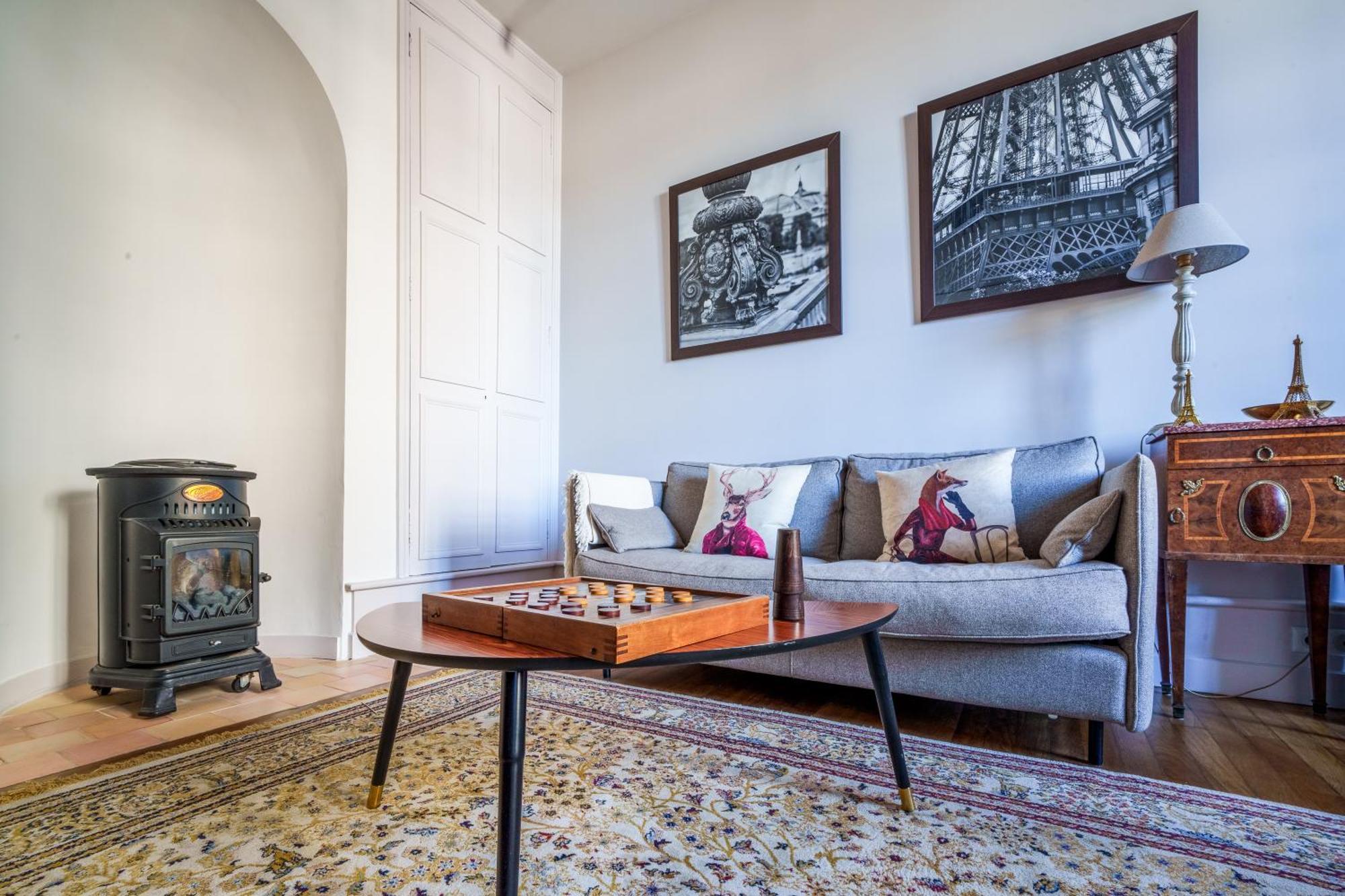 Appartement Raffine Vue Cathedrale, Jardin, Wifi Tours Exterior foto